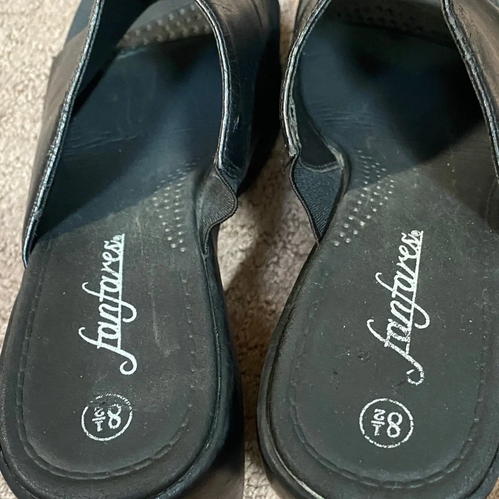 Women's Black Size 8.5 Mules w/ Wedge Heel Summer Neutral Academia Spring